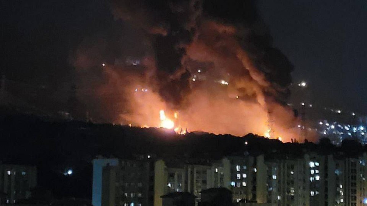 Israel bombardeia refinarias de petróleo no Irã; veja imagens