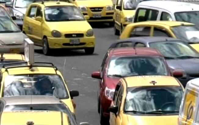 Cidade de Bogotá, na Colômbia é a pior cidade para sair dirigindo no trânsito na América do Sul,  segundo o Waze