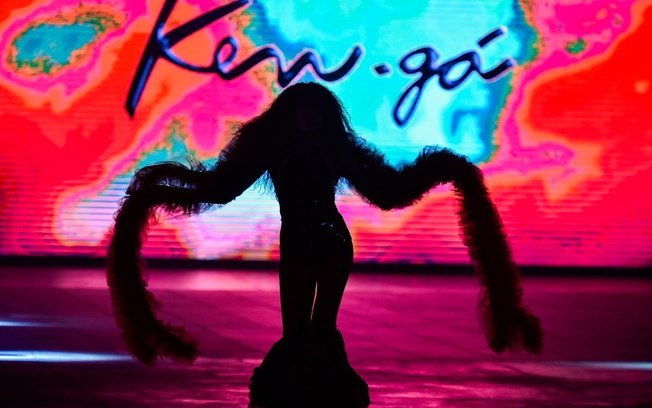 Ken-gá imagina Carnaval apocalíptico em desfile na Casa de Criadores
