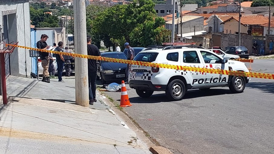 O local foi isolado pela Polícia Militar.