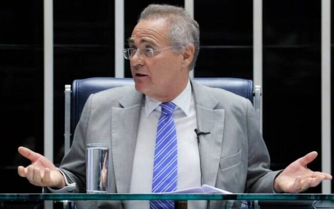 Renan Calheiros (PMDB-AL) foi denunciado por corrupção passiva e lavagem de dinheiro