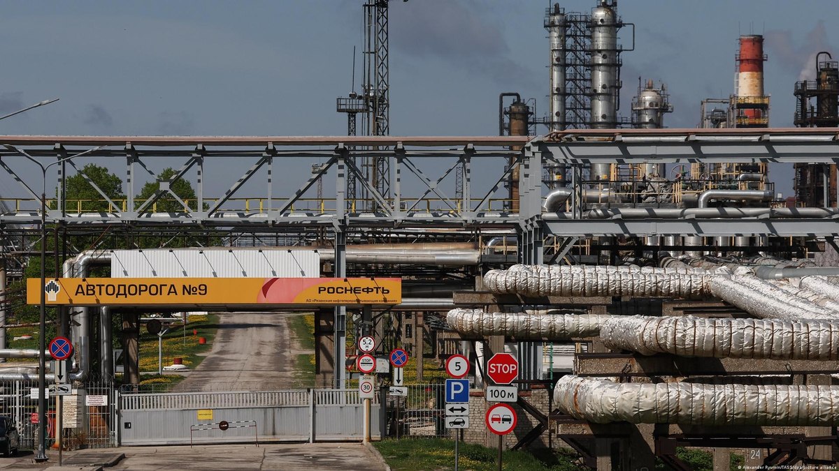 Rússia e Ucrânia trocam ataques, mas evitam capitais durante visita dos EUA