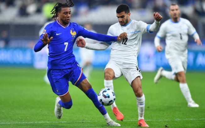 Olise, do Bayern de Munique, foi titular na França Olise, do Bayern de Munique, foi titular na França