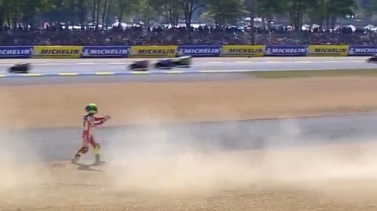 MotoE: brasileiro sofre acidente grave e fratura tíbia; vídeo