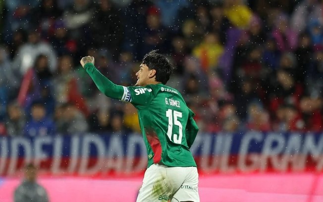 Gustavo Gómez brilha com a camisa do Palmeiras pela Libertadores Gustavo Gómez brilha com a camisa do Palmeiras pela Libertadores