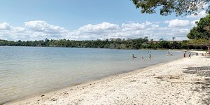 Banhistas são atacados por piranhas em lagoa no Espírito Santo