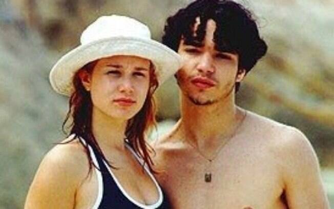 Mariana e Caio em 1999, época que viviam um casal na novela 