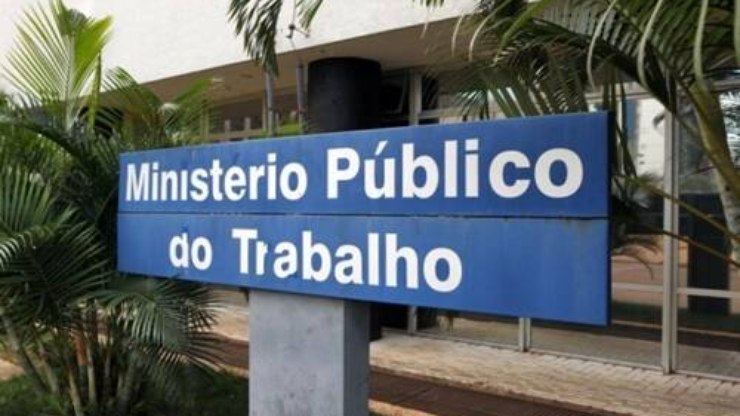 Den%C3%BAncias%20de%20ass%C3%A9dio%20eleitoral%20no%20trabalho%20disparam%2075%25