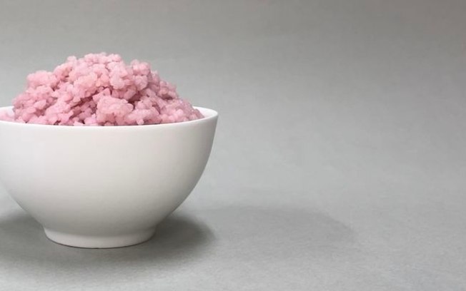 Cientistas criam arroz híbrido de carne bovina para astronautas