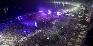 Embaixada dos EUA emite alerta de segurança para show da Shakira