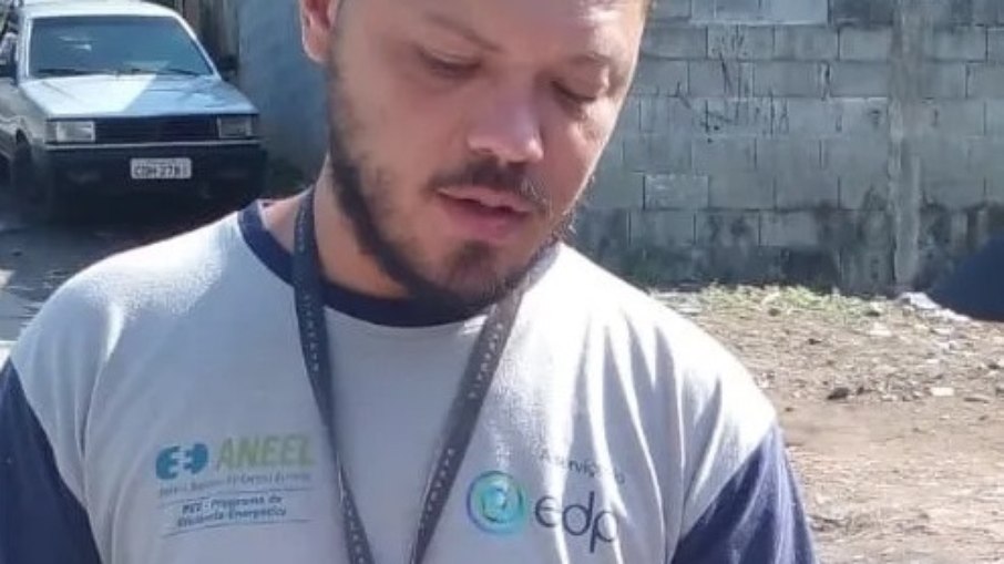 Os Agentes são técnicos do projeto Boa Energia na Comunidade, desenvolvido pela EDP, que fazem visita porta a porta nas regiões de atuação da Companhia. Os Agentes são técnicos do projeto Boa Energia na Comunidade, desenvolvido pela EDP, que fazem visita porta a porta nas regiões de atuação da Companhia.