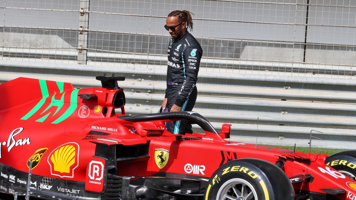 Quais são os carros de Lewis Hamilton; lista conta com três Ferraris