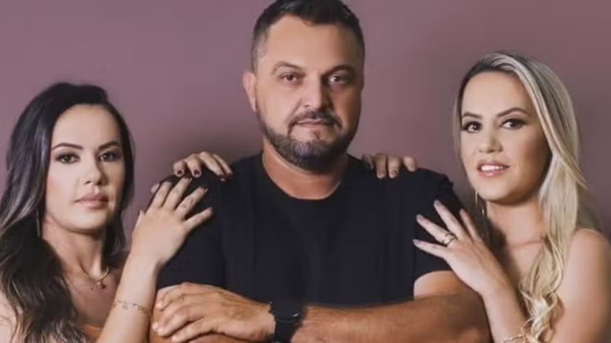Rei de Goiás se casa com irmãs gêmeas e forma família inusitada