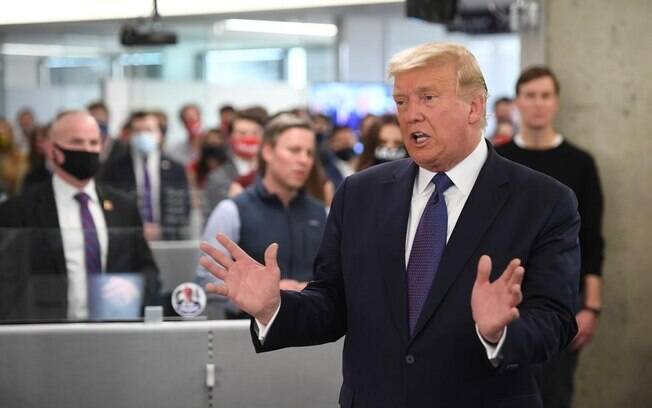 Trump critica orçamento aprovado pelo Congresso