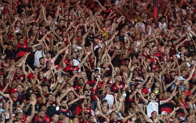 Vai lotar! Flamengo vende mais de 50 mil ingressos antecipados para reencontro com o Maracanã