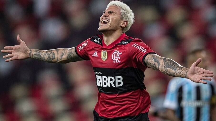 Pedro foi contratado pelo Flamengo em definitivo no final de 2020