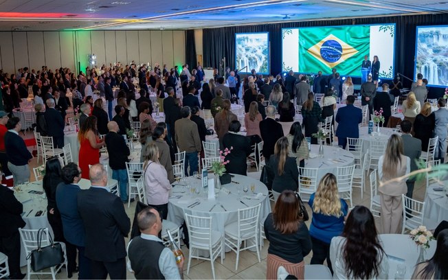 Prêmio Consciência Ambiental reúne mais de 300 lideranças Prêmio Consciência Ambiental reúne mais de 300 lideranças