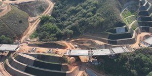 Serra das Araras fica interditada no sentido São Paulo