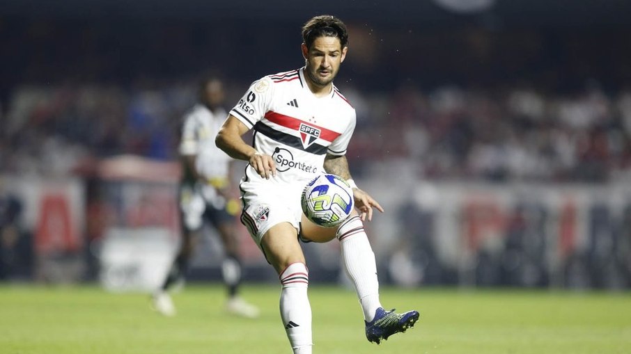 Alexandre Pato aparece na lista de jogadores 