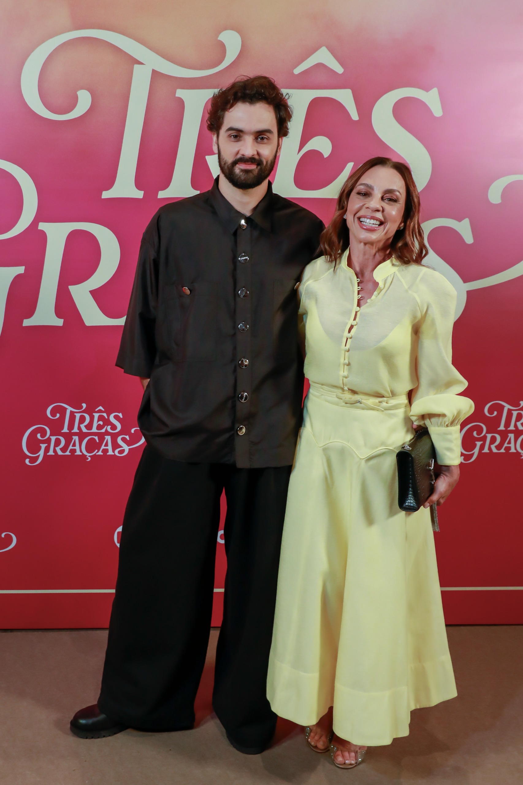 Túlio Starling (José Maria) e Carla Marins (Xênica). Foto: Globo/Edu Lopes