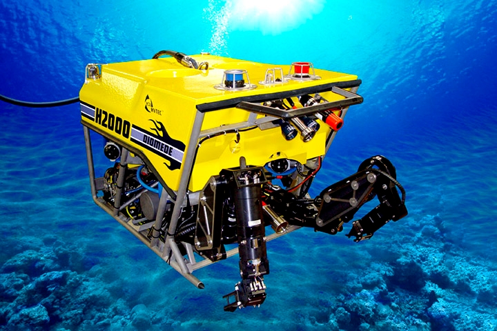 Os pesquisadores utilizaram tecnologias avançadas, como sonar de varredura lateral e veículos robóticos subaquáticos (ROVs), para distinguir formações naturais de artefatos históricos.  Reprodução: Flipar