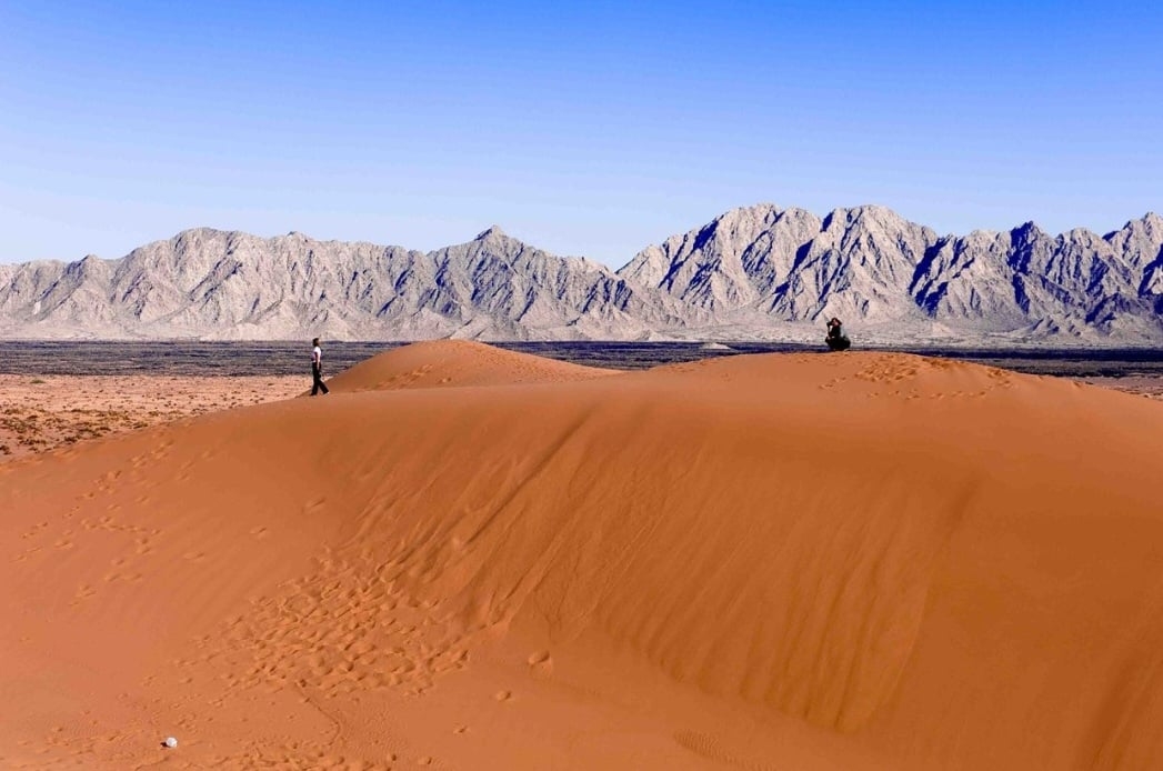 Também há áreas de clima árido, com destaque para o Grande Deserto de Altar, no noroeste do país. Ele faz parte do Deserto de Sonora, que, além do México, abrange parte do sudoeste dos EUA. Reprodução: Flipar