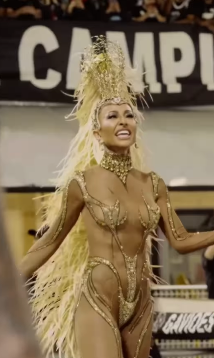 Cravejada, Sabrina Sato aposta em look ousado para festa Abre Alas. Foto: Instagram
