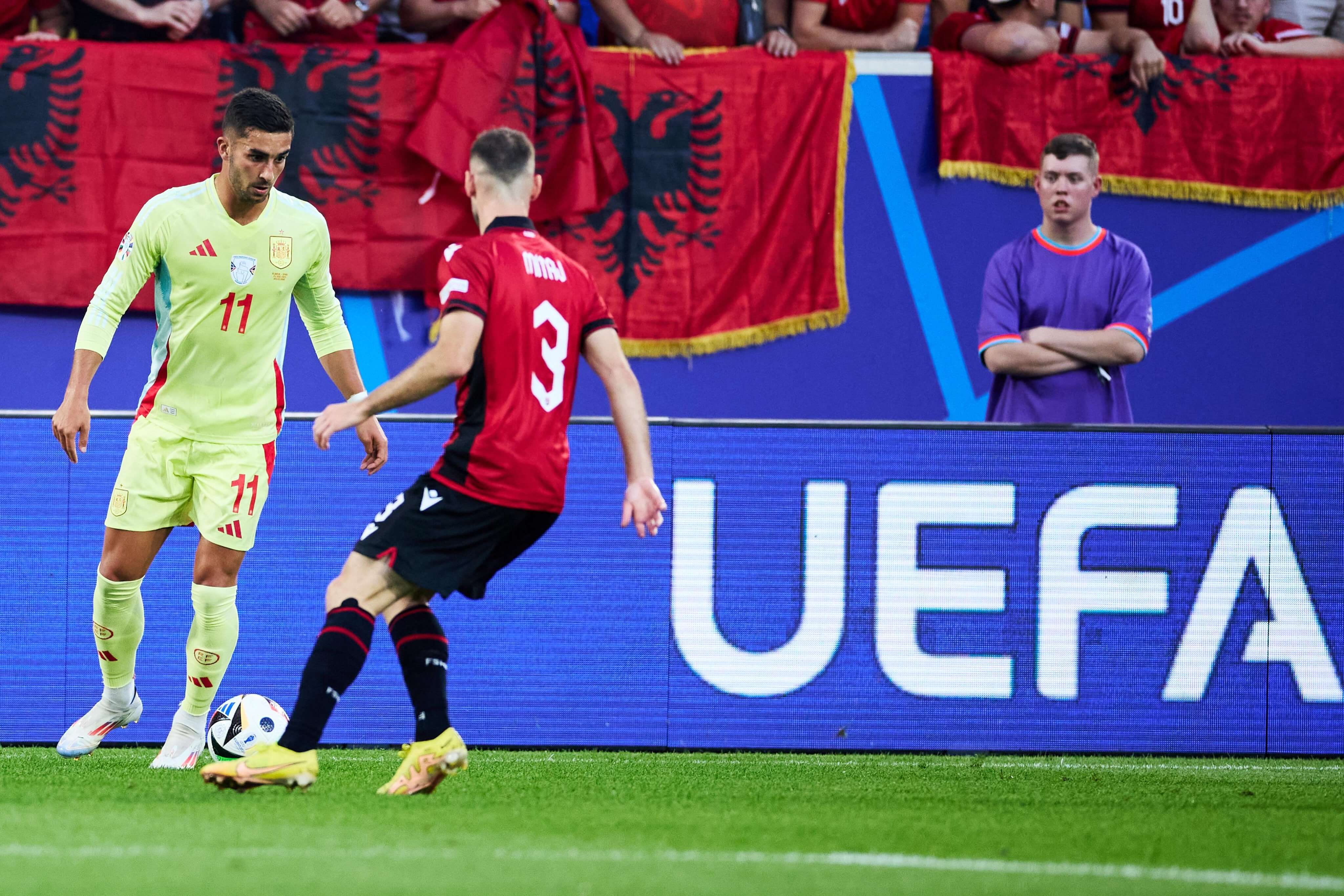 Albânia x Espanha (Fotos: Uefa Euro 2024 e SEF)