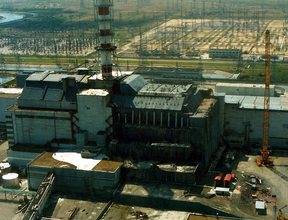 O desastre aconteceu durante um teste de segurança no reator número 4 da usina. Houve uma explosão seguida de um incêndio que liberou uma grande quantidade de material radioativo na atmosfera. Reprodução: Flipar