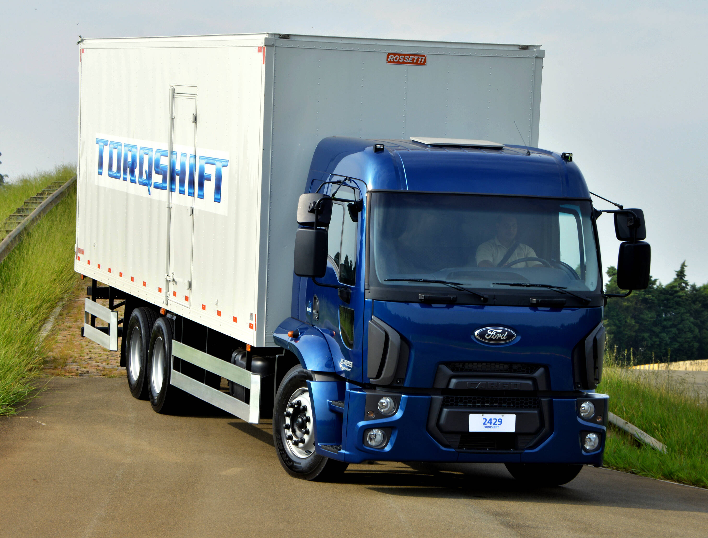 Ford Cargo TorqShift. Foto: Divulgação