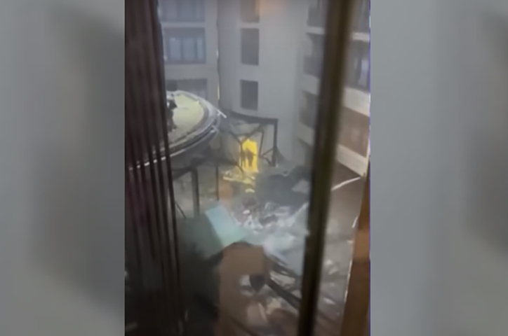 O estouro foi de madrugada e os hóspedes acordaram assustados com o forte estrondo. Duas pessoas ficaram feridas.