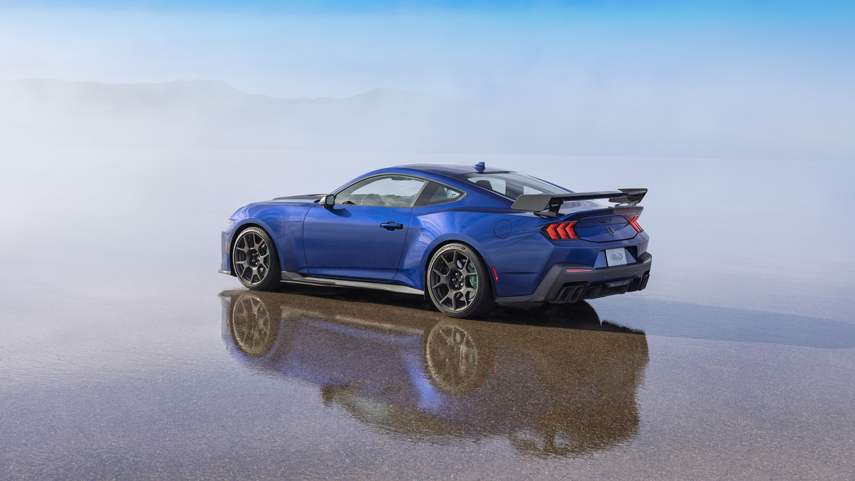 Traseira do Ford Mustang Dark Horse SC Track Pack. Foto: Ford/Divulgação