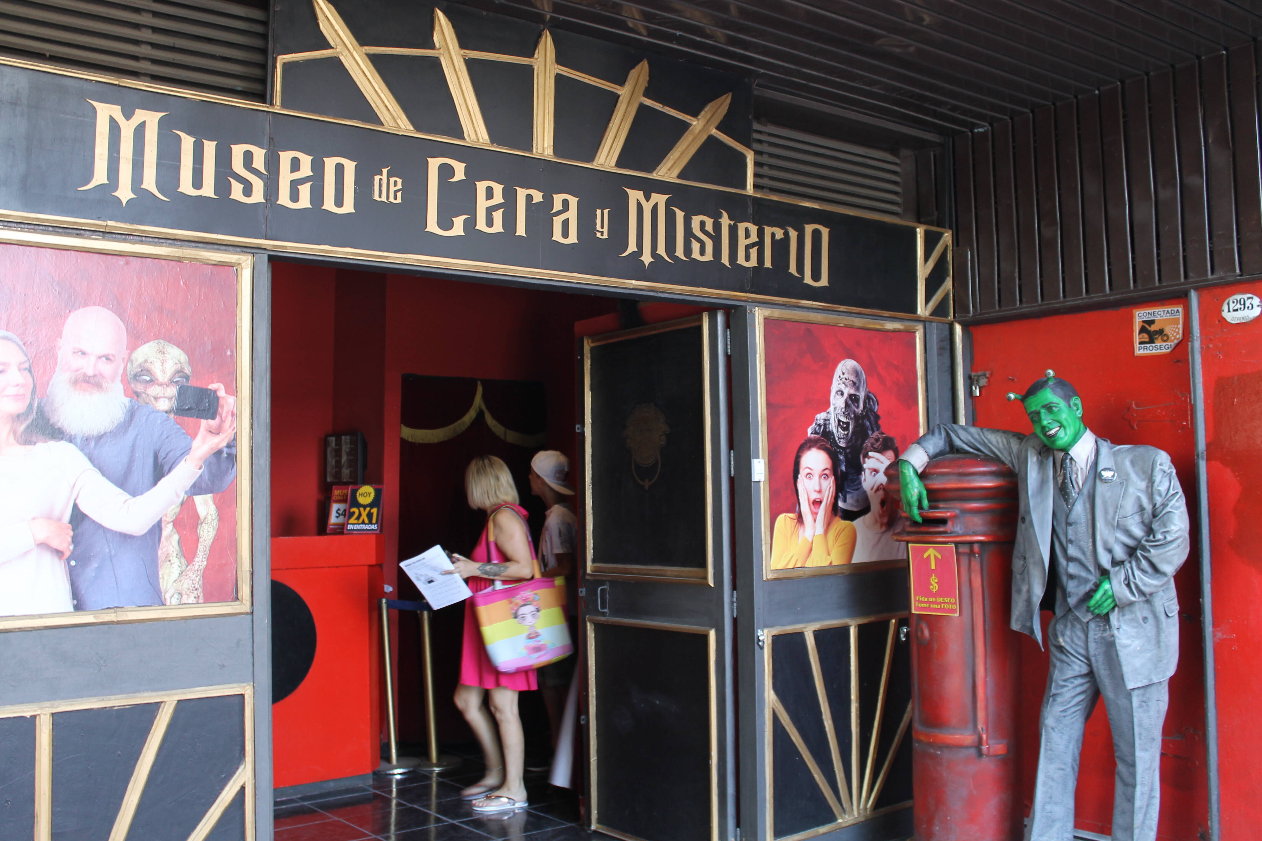 O museu de cera e mistério em San Telmo é bem escondido, mas promete grandes sustos. Foto: Flavia Matos/ IG