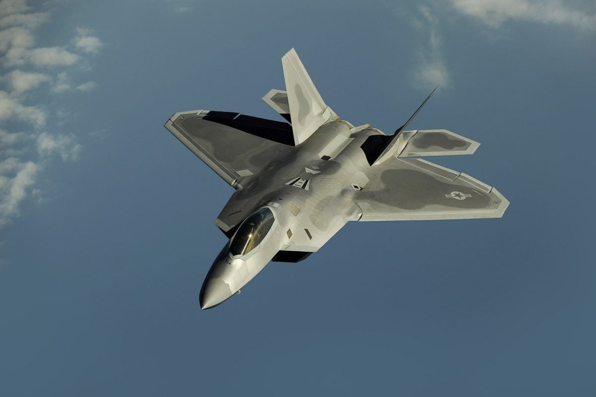 O estudo que resultou no ranking das forças aéreas  considerou 145 países que possuem aviões militares, como caças, bombardeiros, aeronaves de treinamento, transporte e reabastecimento. Reprodução: Flipar