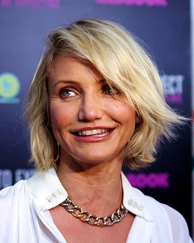 Cameron Diaz - A atriz americana, que se aposentou, tem o hábito de lavar a mão várias vezes ao longo do dia. Só usa maçanetas se limpá-las antes de abrir a porta.  Reprodução: Flipar