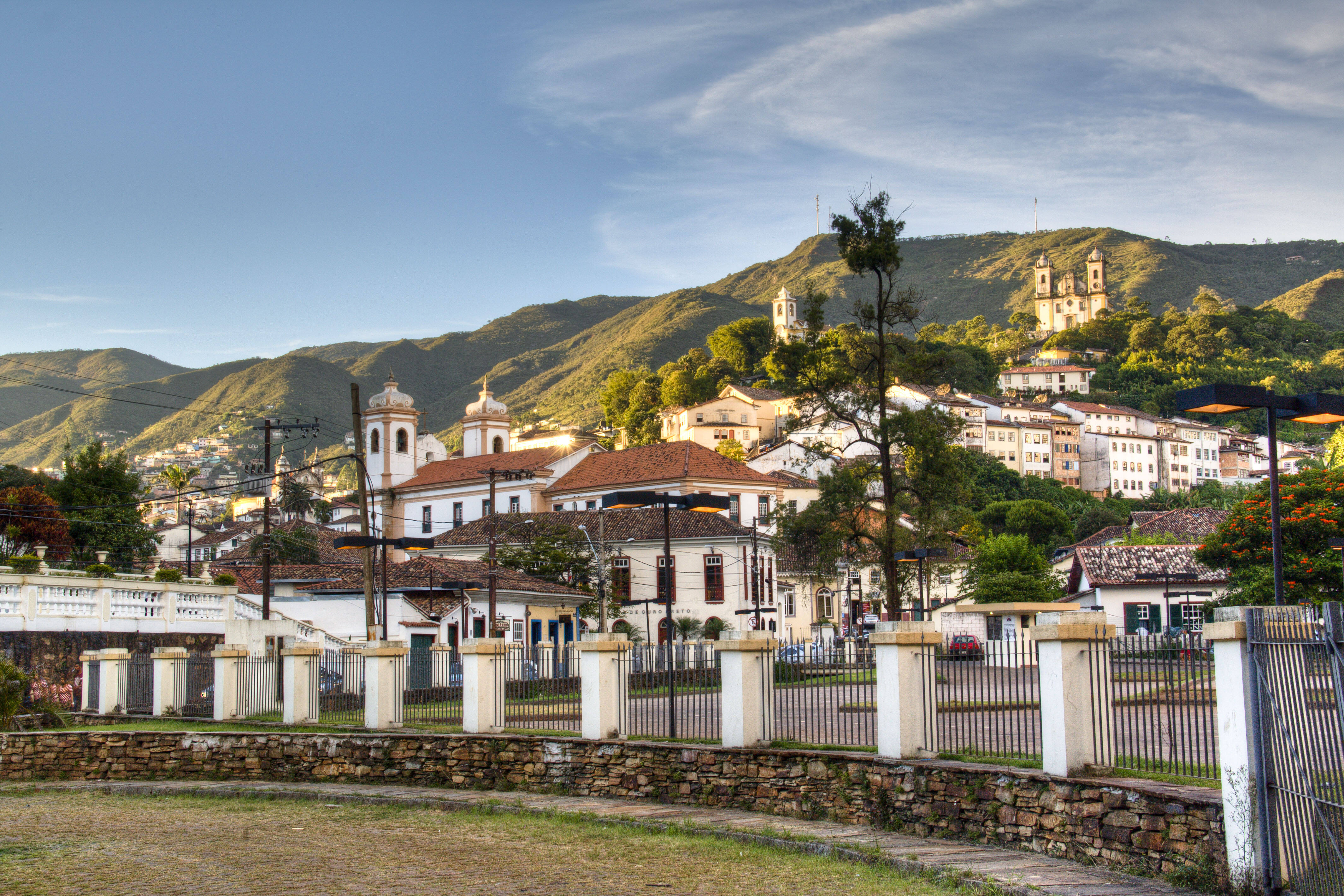 Repleta de cartões-postais, Ouro Preto pode ser tanto o ponto de partida como de chegada para o seu mochilão. Foto: shutterstock 