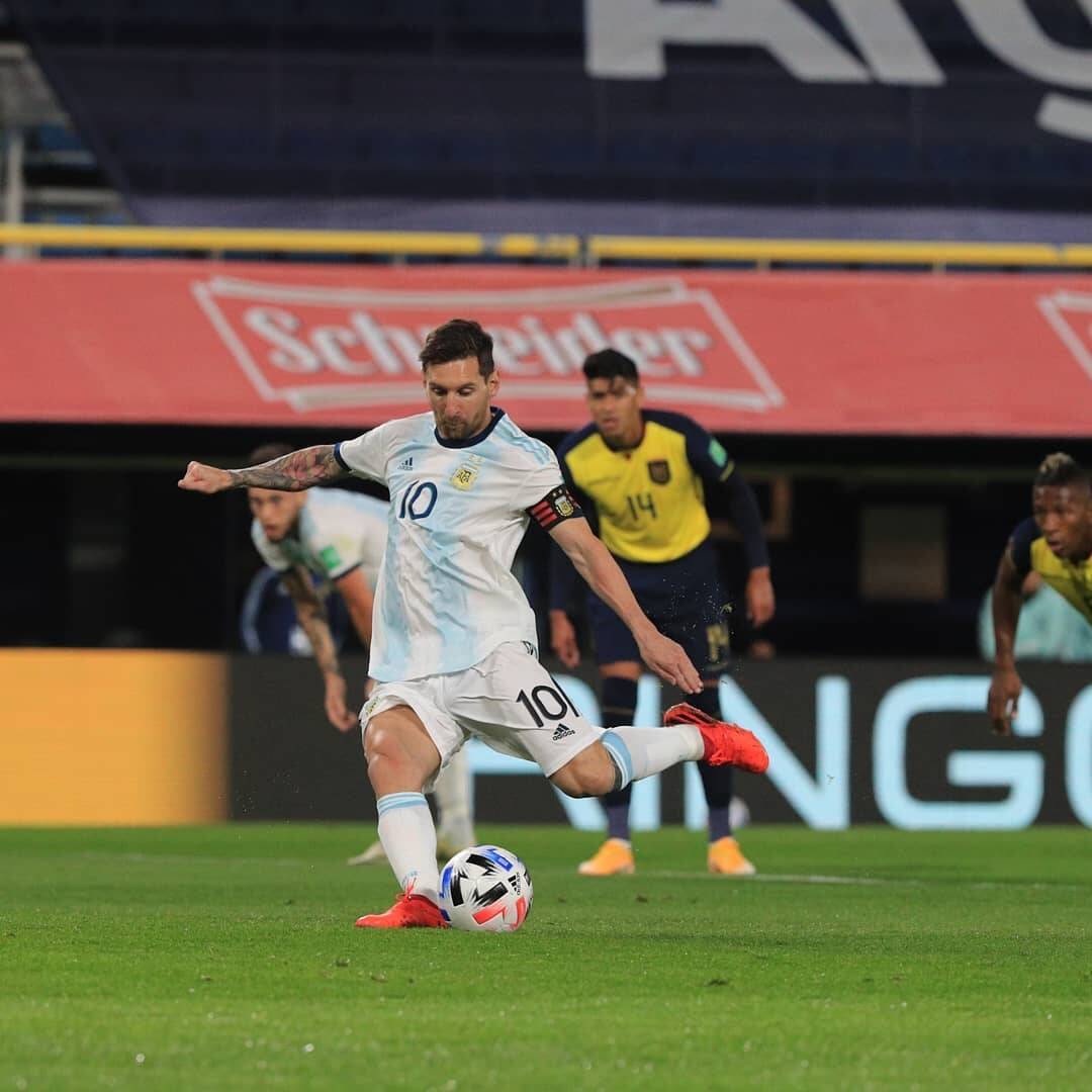 Argentina X Equador. Foto: AFA