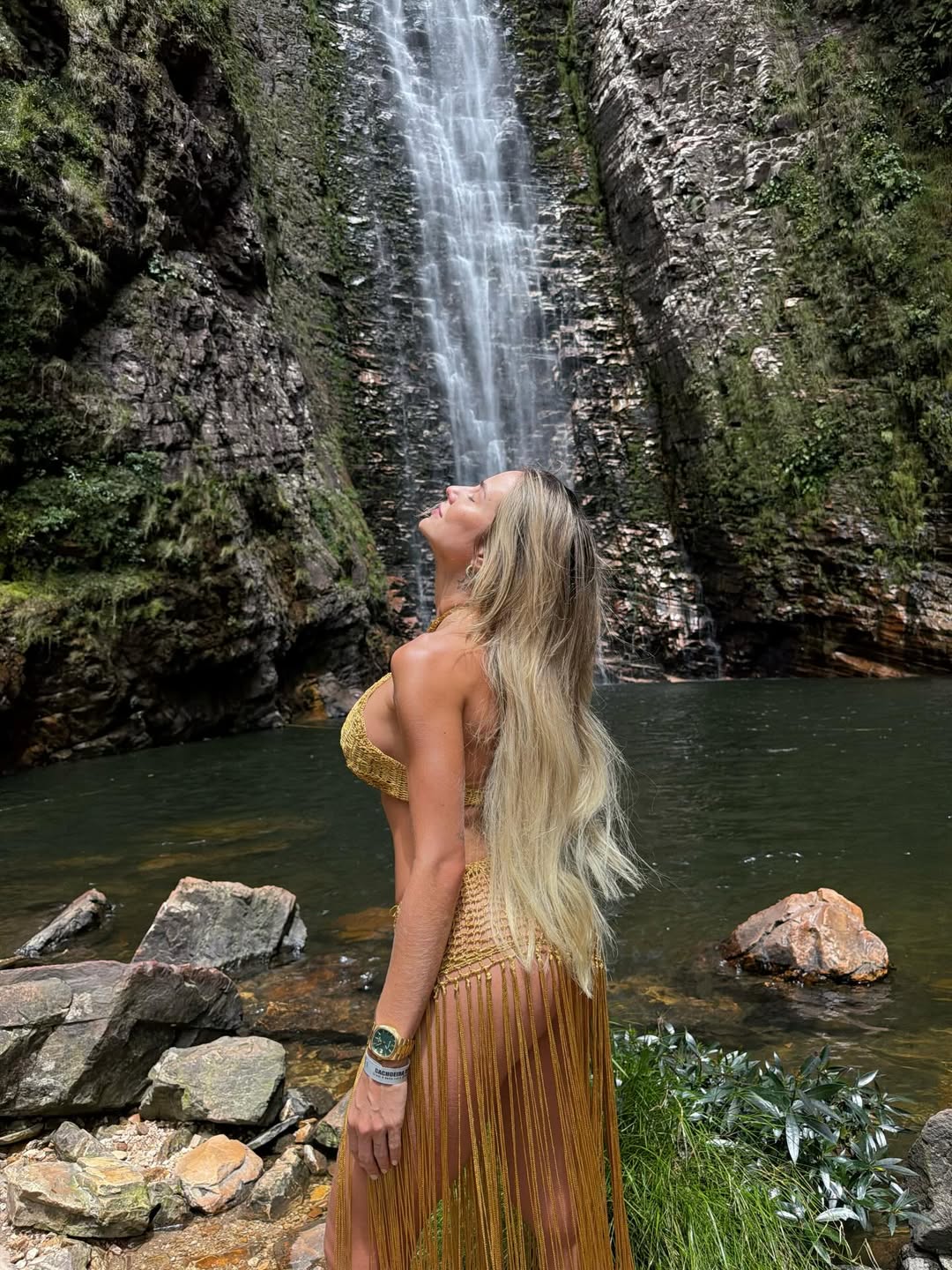 Gabi Martins renova bronzeado. Foto: Reprodução/ Instagram @gabimartins