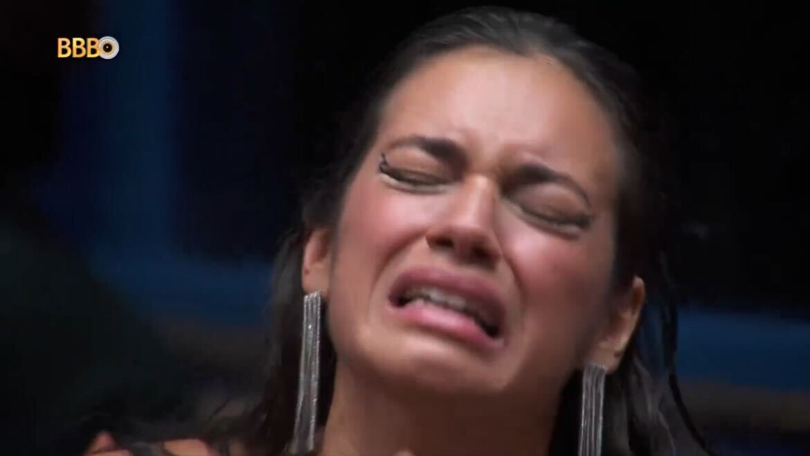 Alane chora no 'BBB 24' Reprodução Globoplay