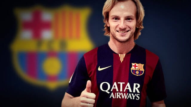 O meia Ivan Rakitic com a camisa do FC Barcelona BARCELONA/DIVULGAÇÃO/SITE OFICIAL 