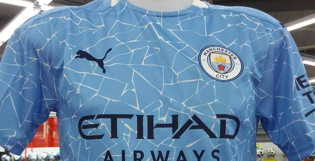 City e sua nova camisa. Foto: Divulgação