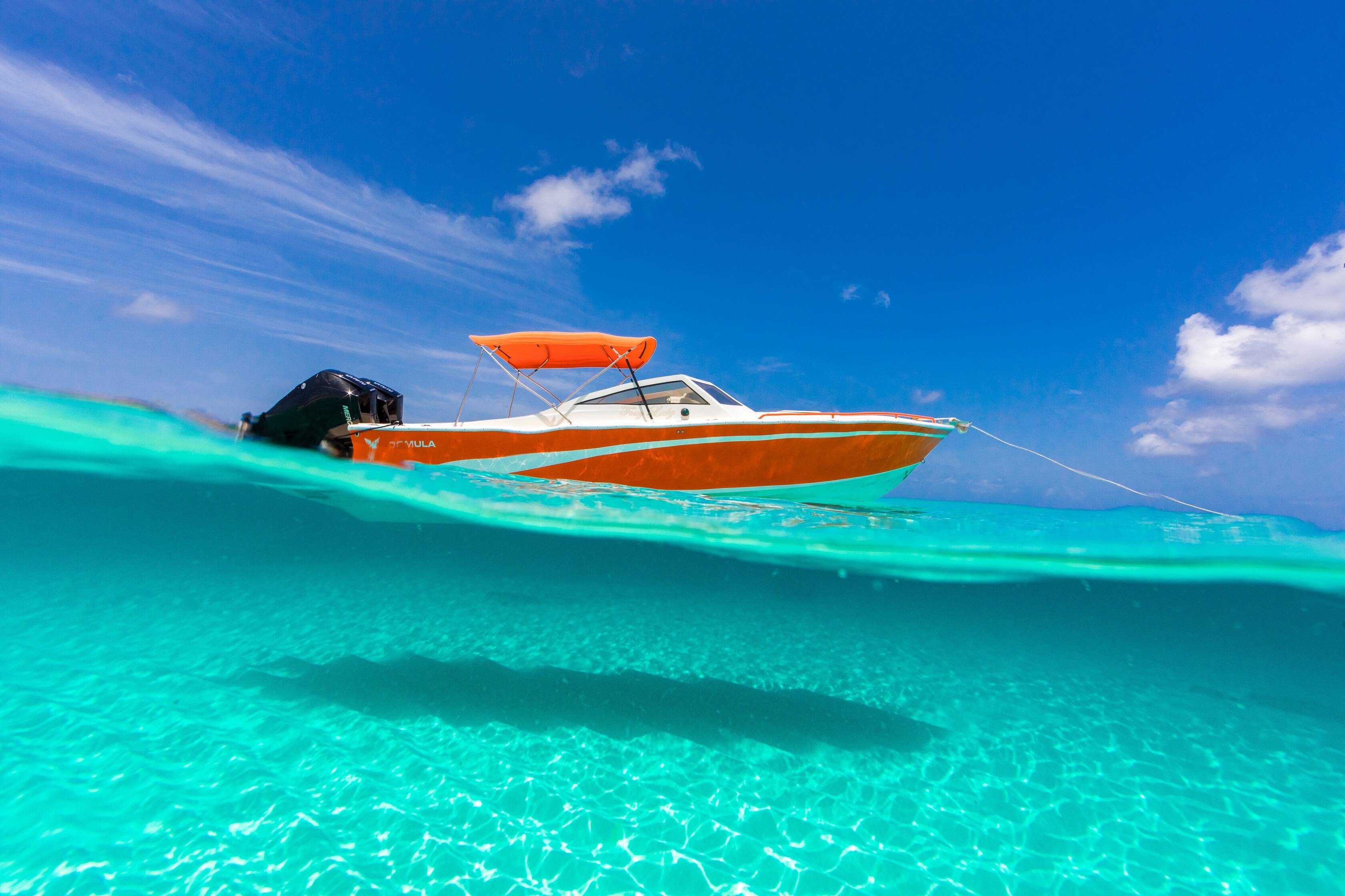 A corrida de barcos é considerada a atividade preferida dos nativos de Anguilla. Foto: Divulgação