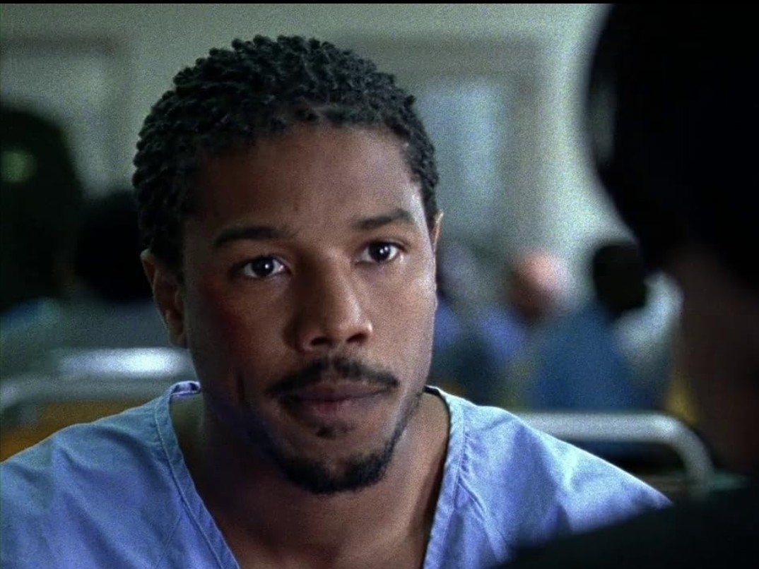 No cinema, Michael B. Jordan teve seu primeiro papel de destaque em “Fruitvale Station: A Última Parada”, de 2013, como Oscar Grant, jovem morto durante uma abordagem policial na estação Fruitvale, na Califórnia. O filme marcou sua estreia como protagonista, iniciou sua parceria com o diretor Ryan Coogler e conquistou o Grande Prêmio do Júri e o Prêmio do Público no Festival de Sundance. Reprodução: Flipar