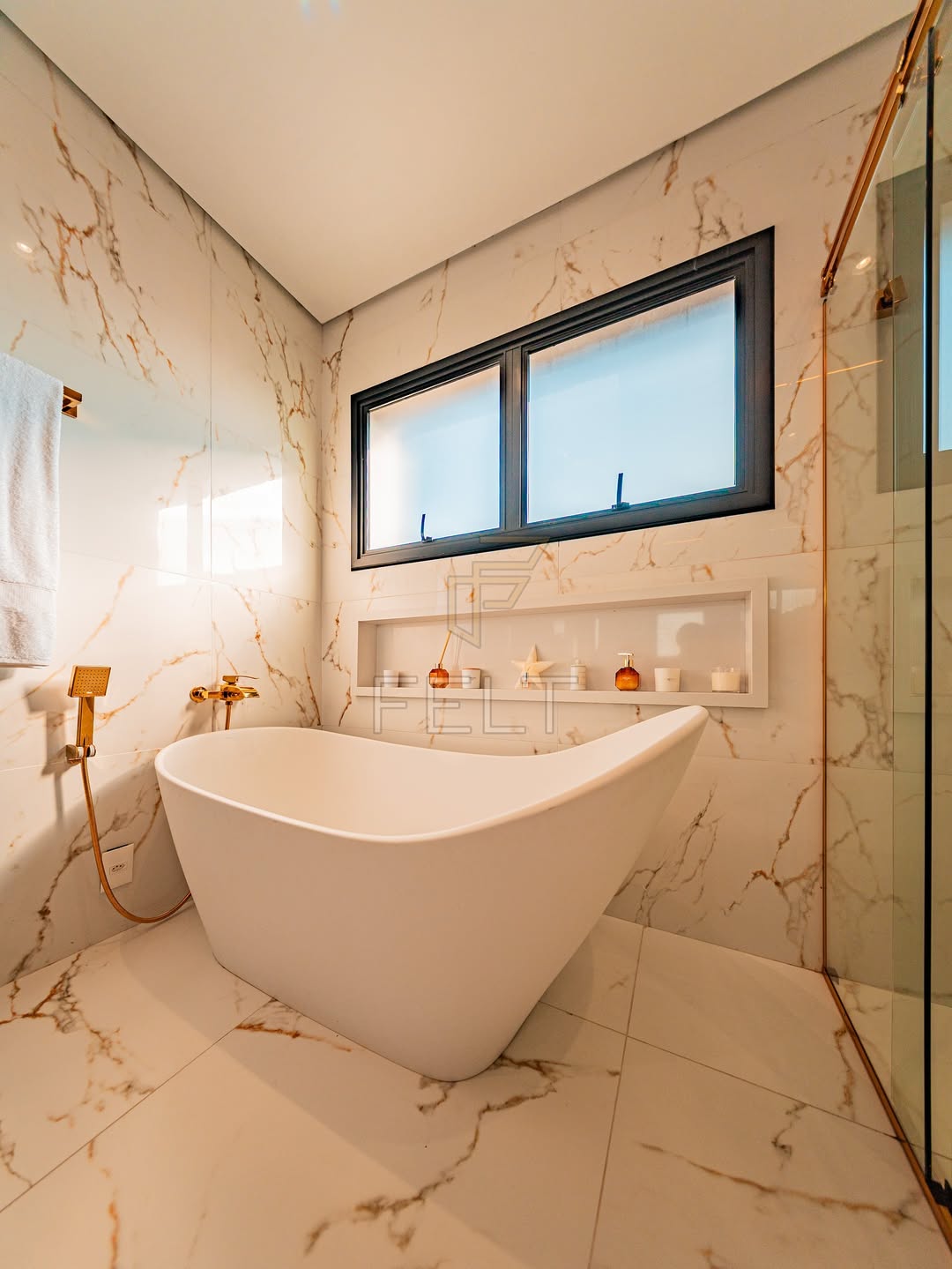 Yudi Tamashiro coloca mansão em Alphaville à venda por R$ 6 milhões. Foto: Instagram/@feltnegociosimobiliarios