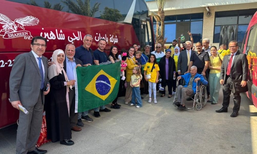Os brasileiros resgatados foram inicialmente deslocados para Amã, capital da Jordânia, país que faz fronteira tanto com a Cisjordânia quanto com Israel.