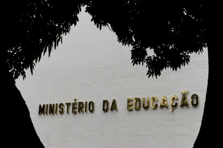 No dia 14/01, o Ministério da Educação lançou uma nova versão do programa, o Pé-de-Meia Licenciatura. 


 Reprodução: Flipar