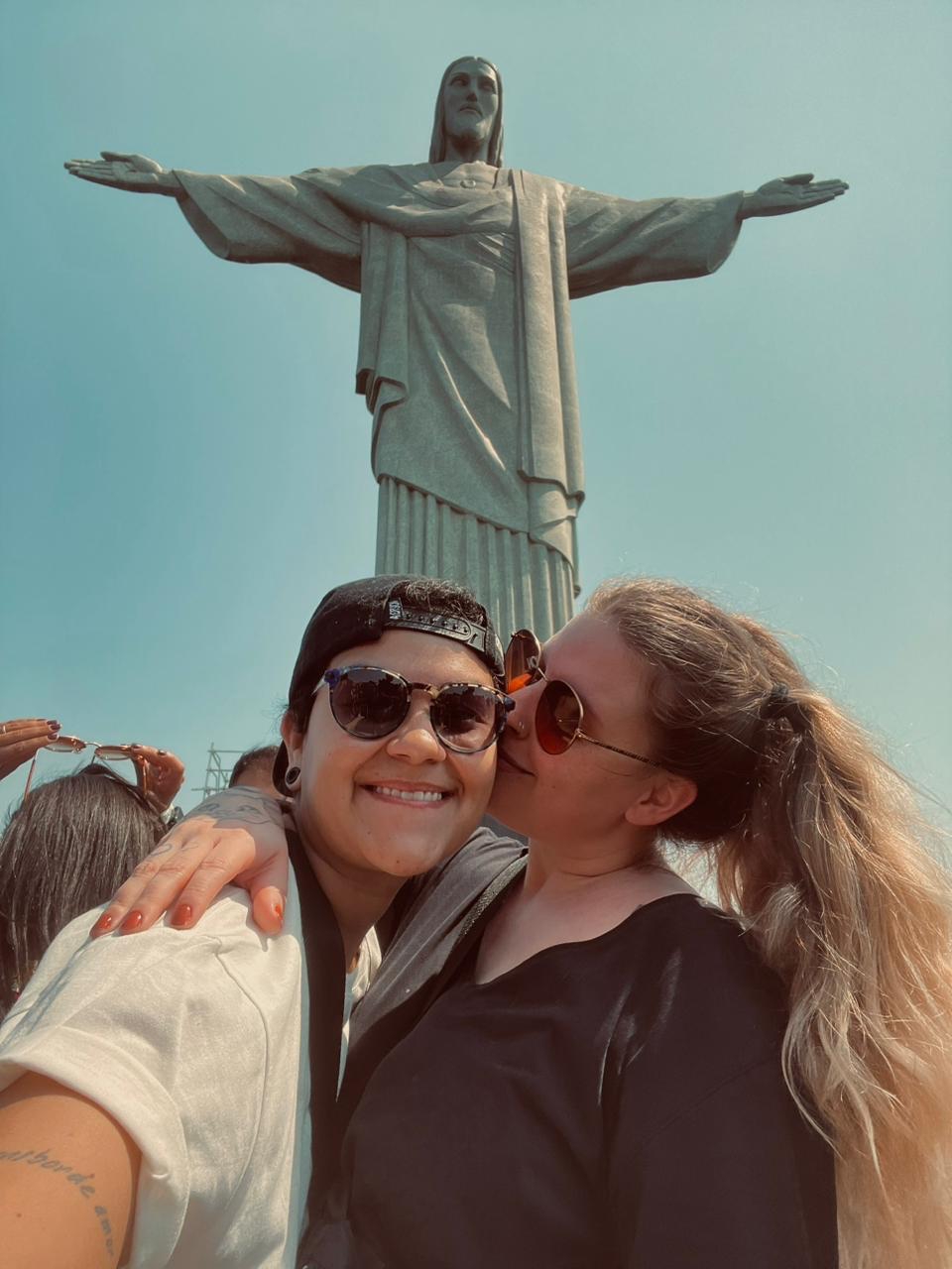 Gabs Noah e a esposa no Rio de Janeiro. Foto: Reprodução/Arquivo pessoal
