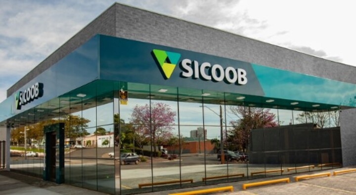 9º lugar: Sicoob - Sistema de Cooperativas Financeiras do Brasil sediado em Brasília - Ativo total em 2024: R$ 298,4 bilhões.
 Reprodução: Flipar