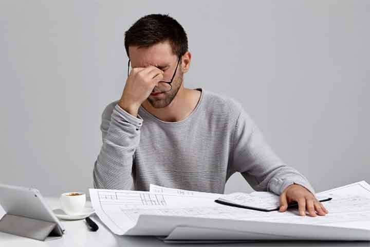 Não existe tratamento antiviral para a caxumba, então o tratamento consiste em ações que possam aliviar os sintomas, como repouso, hidratação adequada, uso de analgésicos e antitérmicos para controle da febre e dor. 
 Reprodução: Flipar