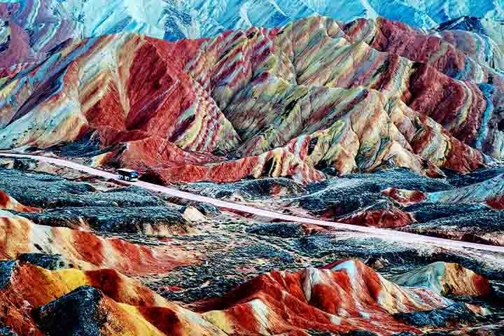 Os melhores horários para visitar são ao nascer e pôr do sol, quando as cores ganham ainda mais intensidade. Reprodução: Flipar